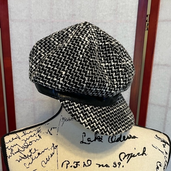 Cute News Cap - NWOT - Picture 3 of 4